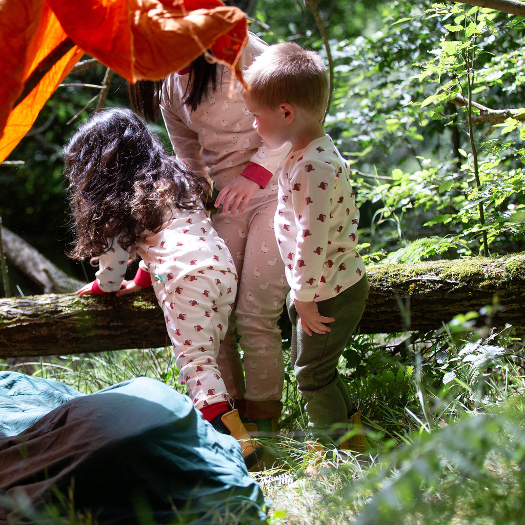 Little Robin Organic Pyjamas Cream / 8-9y