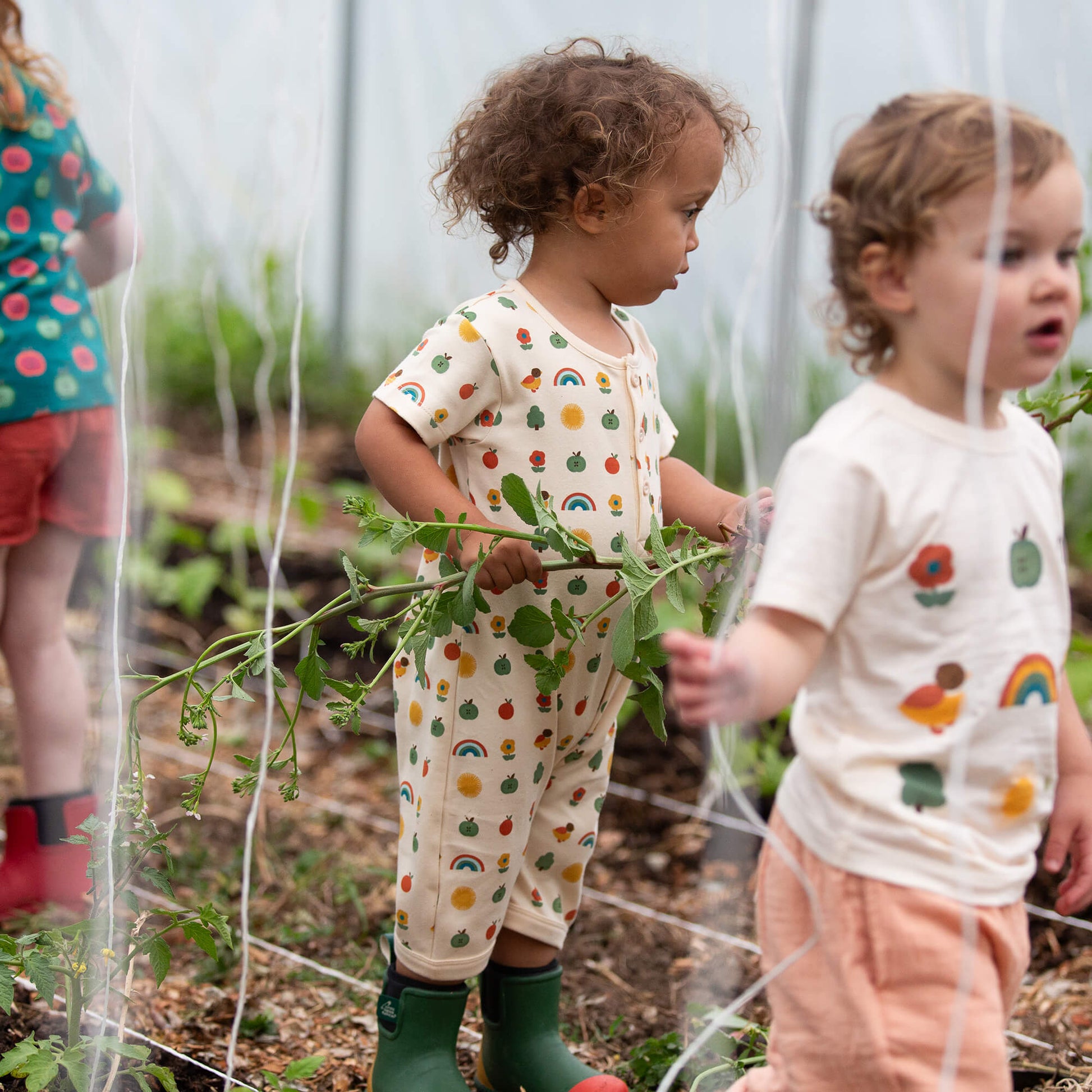 Vintage Rainbows Organic Romper MULTI / 18-24m