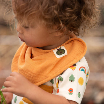 Coral Pink Organic Muslin Bib Set MULTI / one size