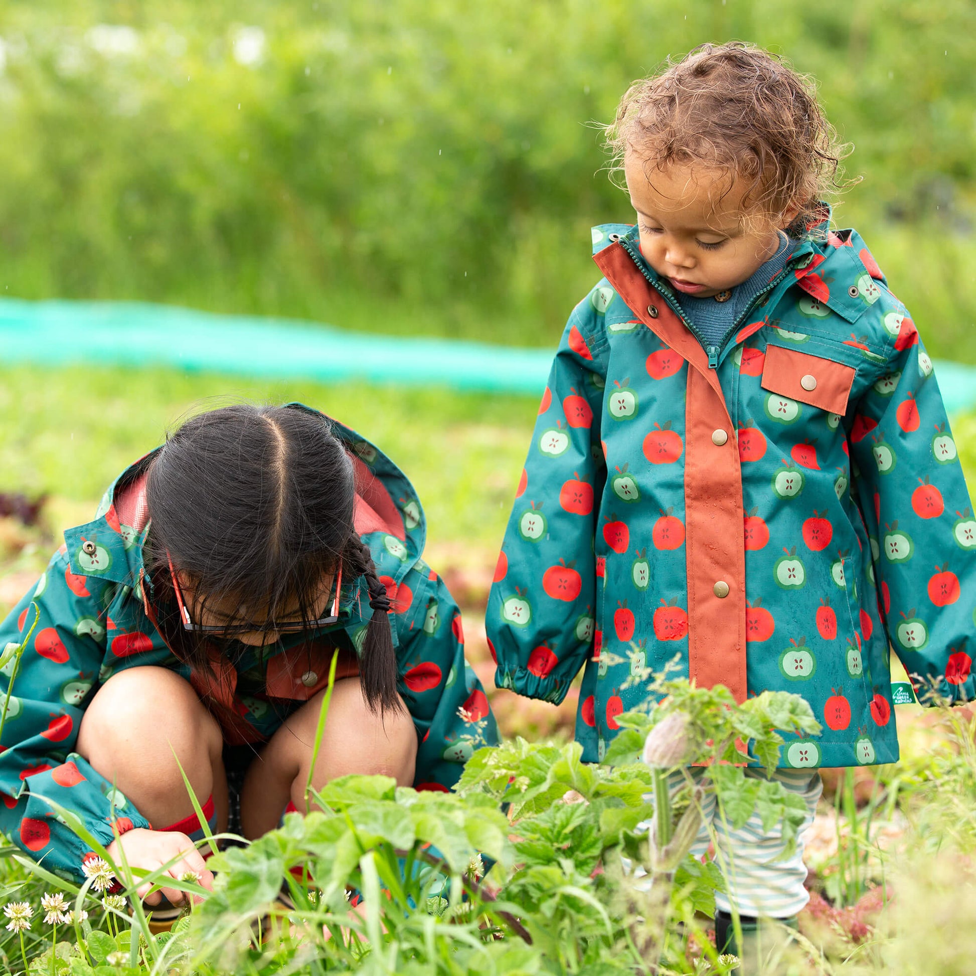 Apple Picking Recycled Waterproof Raincoat Blue / 7-8y