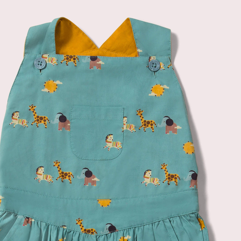 Little-Green-Radicals-Blue-DressSet-With-Sunshine-Giraffe-Elephant-And-Horse-Print-Closeup