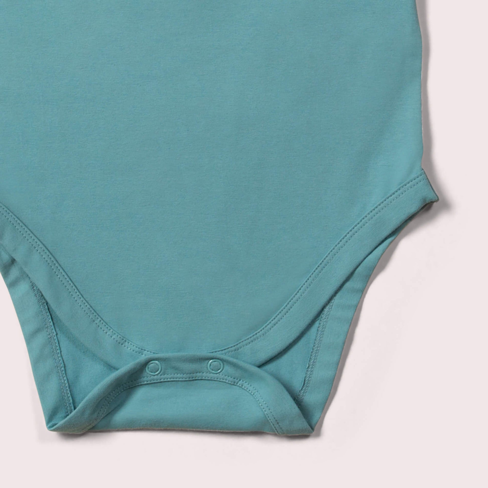 Little-Green-Radicals-Blue-Organic-Short-Sleeve-BabyBody-Closeup-View
