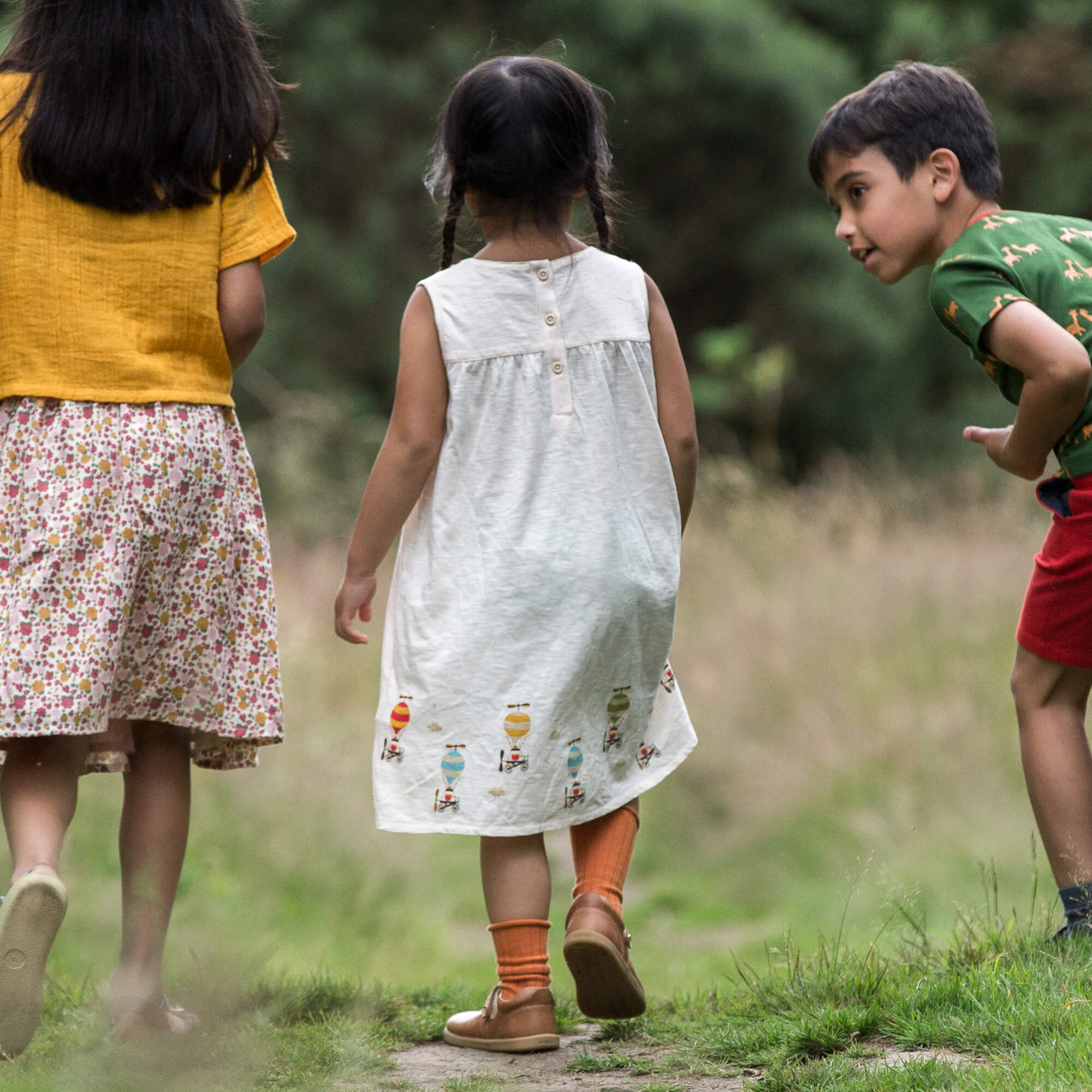 Little-Green-Radicals-Cream-Summer-Dress-With-Hot-Air-Balloon-Kid-Back
