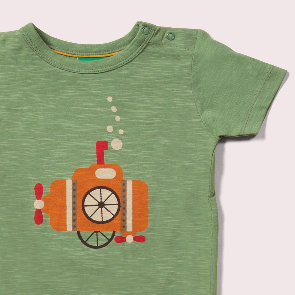 Little-Green-Radicals-Green-And-Orange-Short-Sleeve-T-Shirt-With-Submarine-Print-Closeup