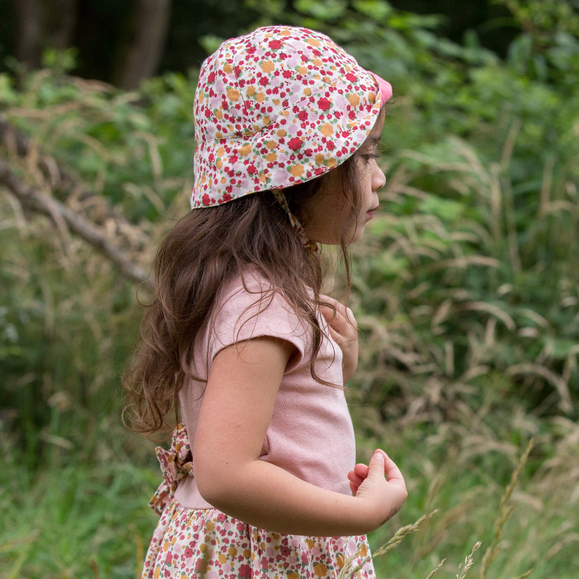 Little-Green-Radicals-Pink-Reversible-Sunhat-Ladybird-Print-KId-Back